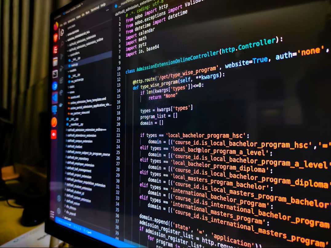 Equipo de ingeniería de Ideenv trabajando